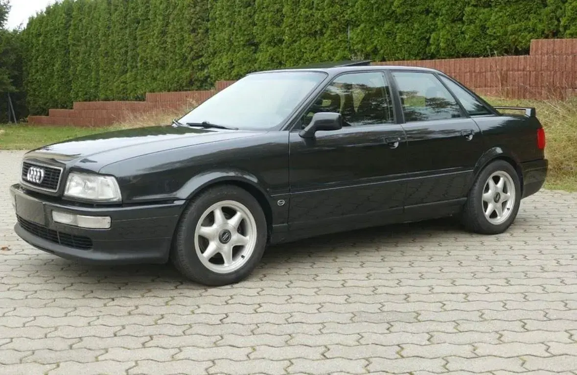Gebraucht Audi 80 Competition 140 PS (102 kW) 1994 Schwarz Limousine