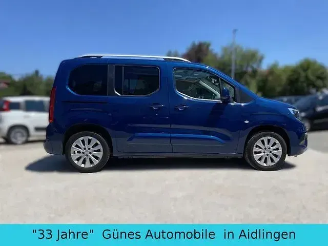 Gebraucht Opel Combo Life Innovation 131 PS (96 kW) 2018 Blau Van / Kleinbus