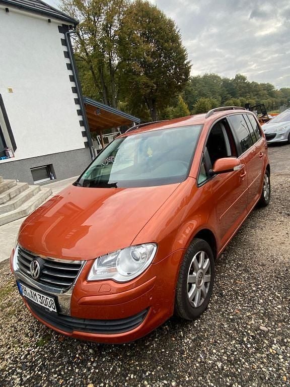 Orange Gebraucht 2008 VW Touran Van / Kleinbus | 1.950 € (Superpreis) - Bild 1/4