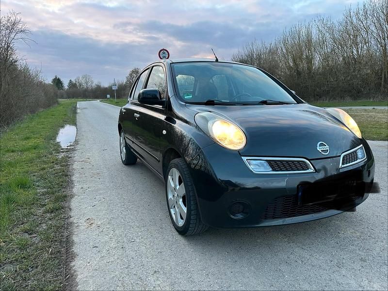 Gebraucht Nissan Micra 65 PS (47 kW) 2010 Schwarz Kleinwagen