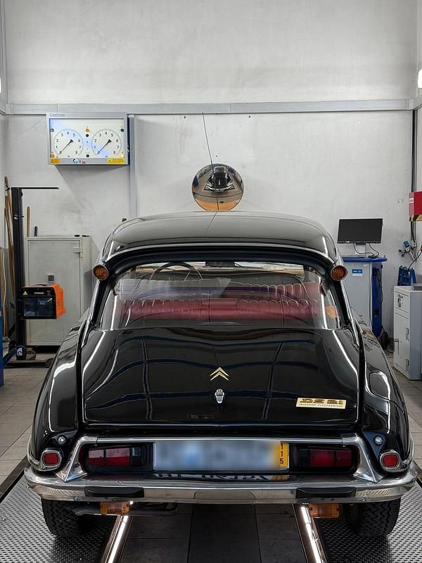 Gebraucht Citroën DS 125 PS (91 kW) 1972 Schwarz Limousine