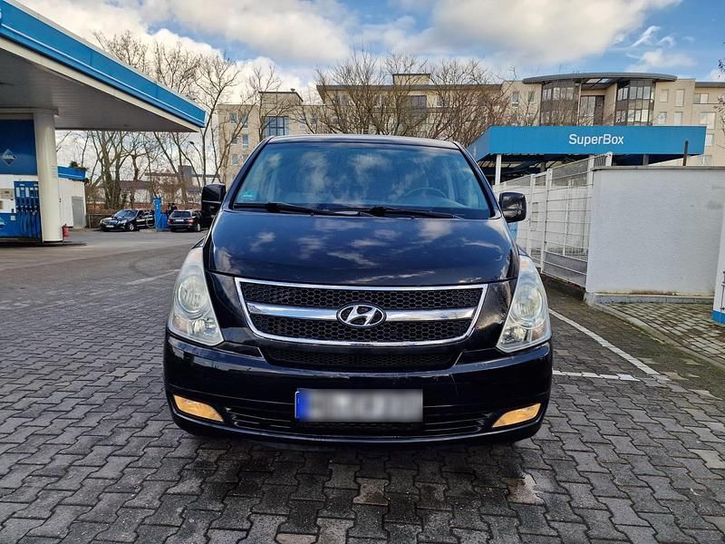 Schwarz Gebraucht 2008 Hyundai H-1 Van | 6.900 € (Fairer Preis) - Bild 1/4