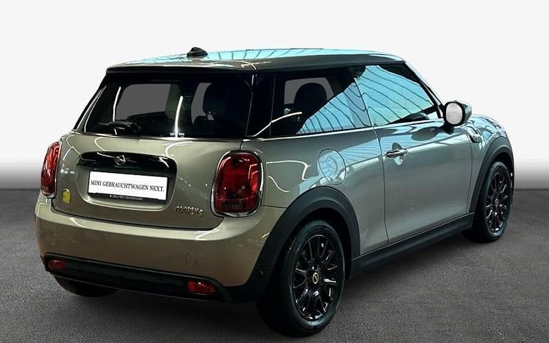 Gebraucht Mini Cooper Essential 135 kW (184 PS) 2023 Silber Kleinwagen