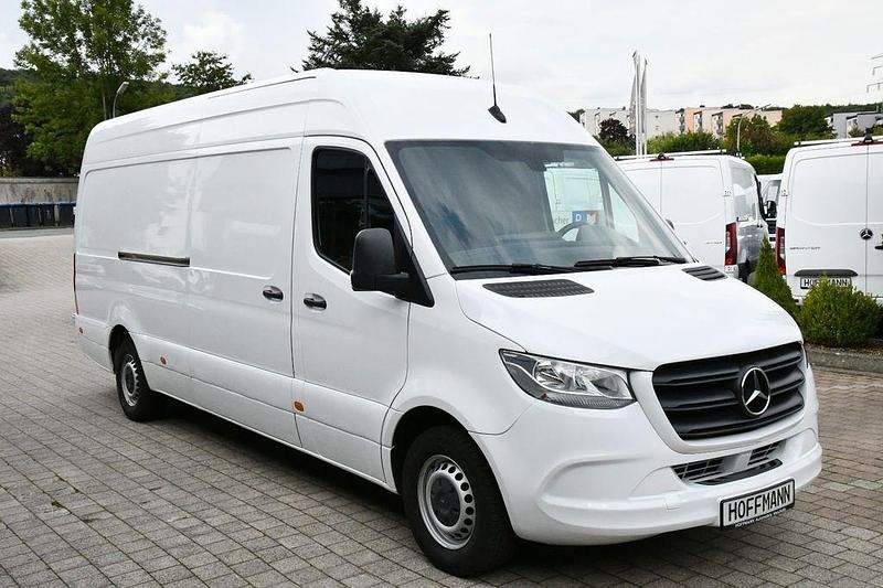 Gebraucht Mercedes Sprinter 163 PS (119 kW) 2018 Weiß Van