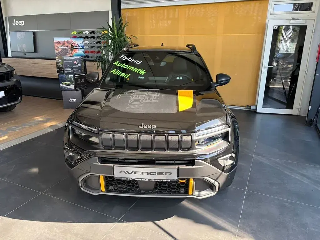 Neu Jeep Avenger North 145 PS (106 kW) 2026 Schwarz SUV