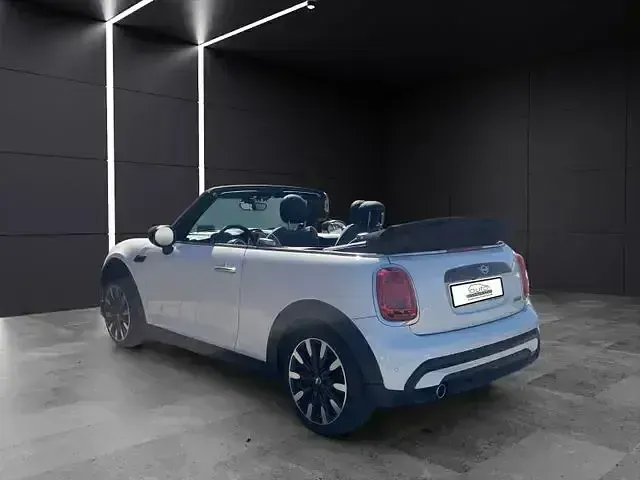 Gebraucht Mini Cooper 120 PS (88 kW) 2024 Andere Kleinwagen