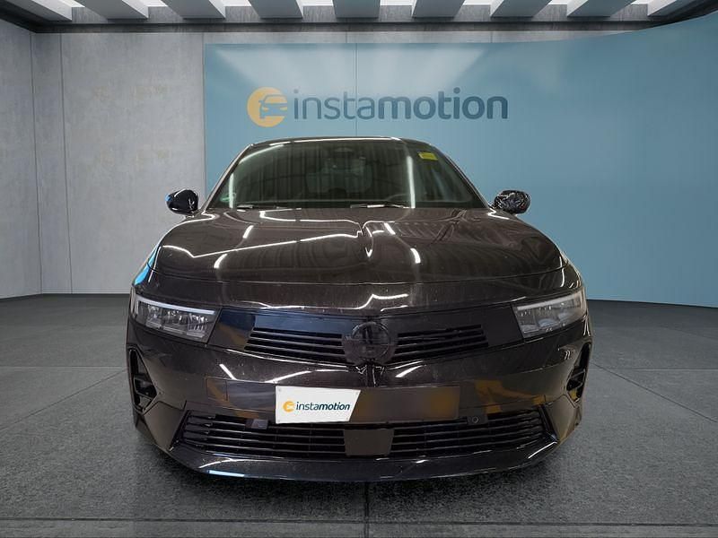 Gebraucht Opel Astra 131 PS (96 kW) 2025 Schwarz Limousine