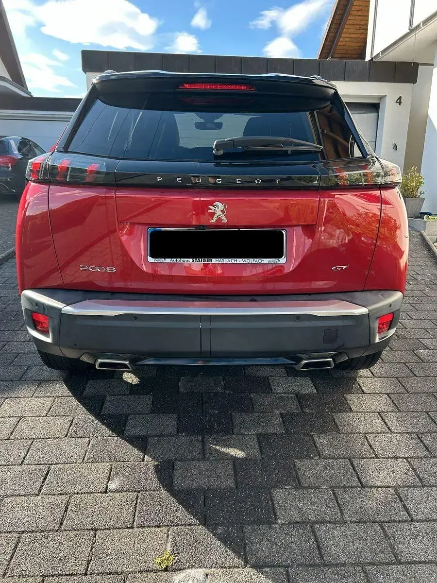Gebraucht Peugeot 2008 GT-line 131 PS (96 kW) 2021 Rot SUV