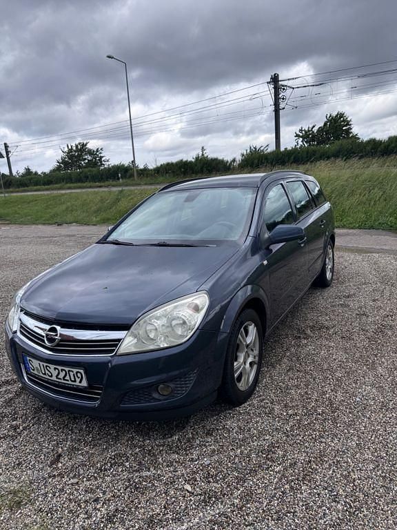 Blau Gebraucht 2007 Opel Astra Limousine | 1.200 € (Guter Preis) - Bild 1/4