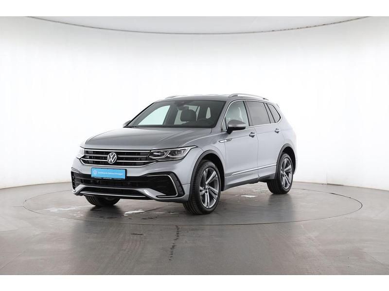 Gebraucht VW Tiguan Allspace R-line 193 PS (141 kW) 2024 Pyritsilber (metallic) SUV