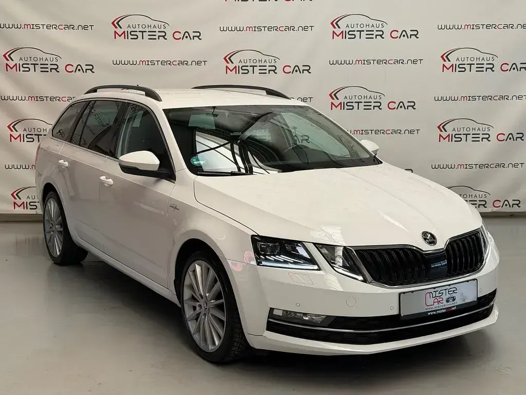 Gebraucht Skoda Octavia LAURIN & KLEMENT 184 PS (135 kW) 2017 Weiß Kombi