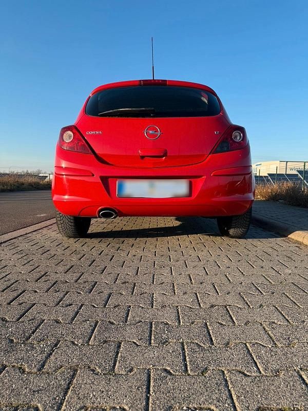 Gebraucht Opel Corsa 80 PS (58 kW) 2007 Rot Kleinwagen