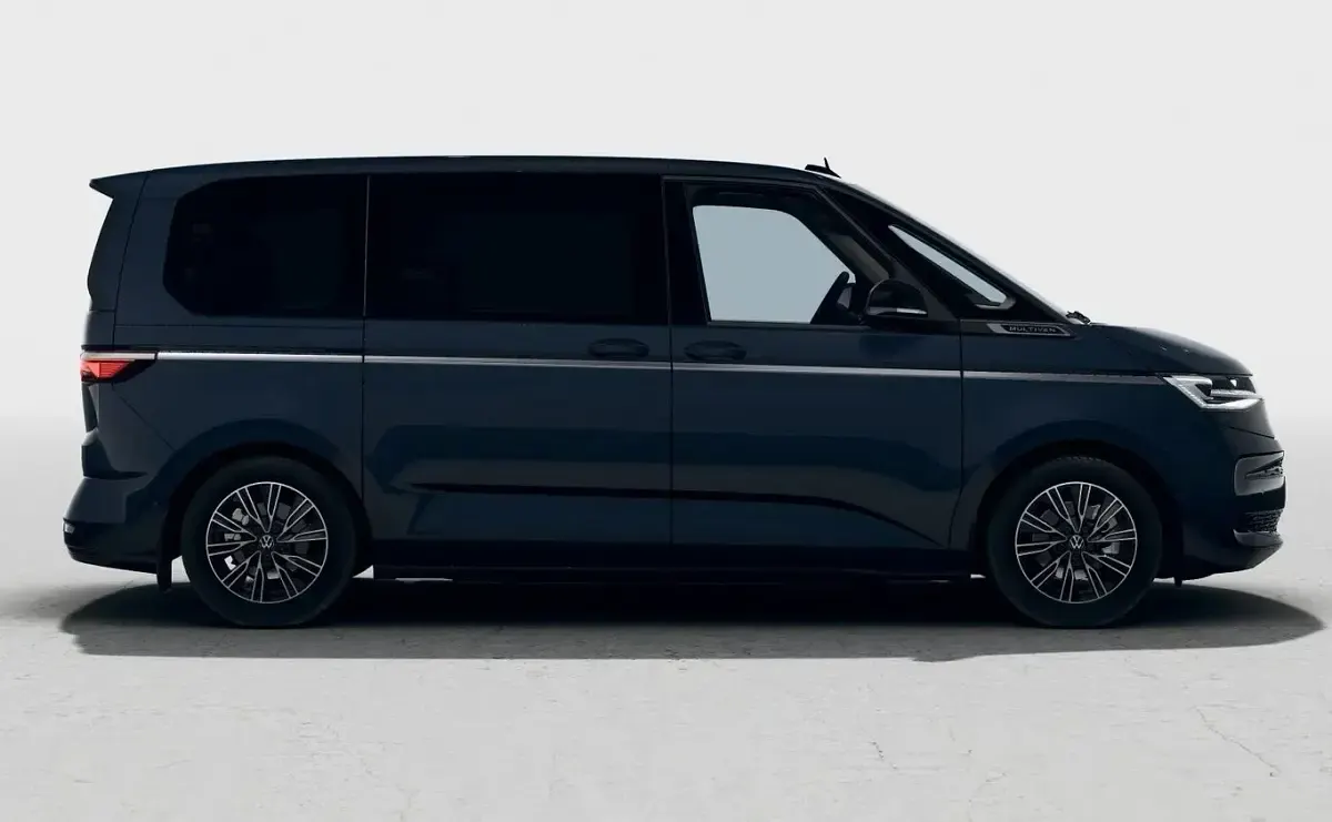 Neu VW Multivan Style 150 PS (110 kW) 2026 Blau Van / Kleinbus