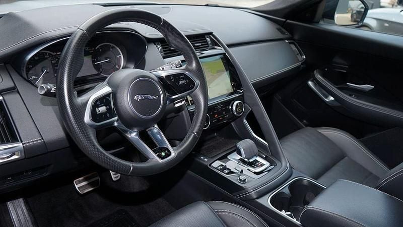 Gebraucht Jaguar E-Pace R-Dynamic 204 PS (150 kW) 2022 Weiß SUV