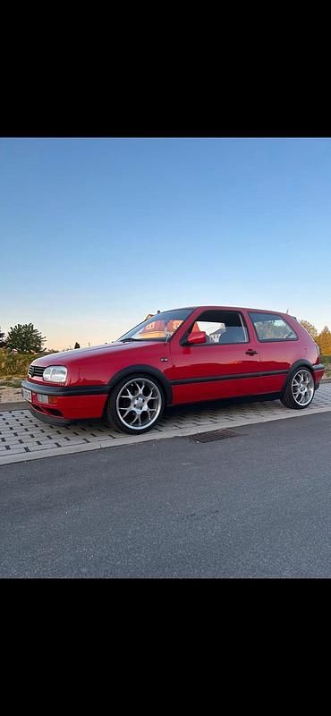 Rot Gebraucht 1992 VW Golf III Kleinwagen | 4.500 € - Bild 1/4