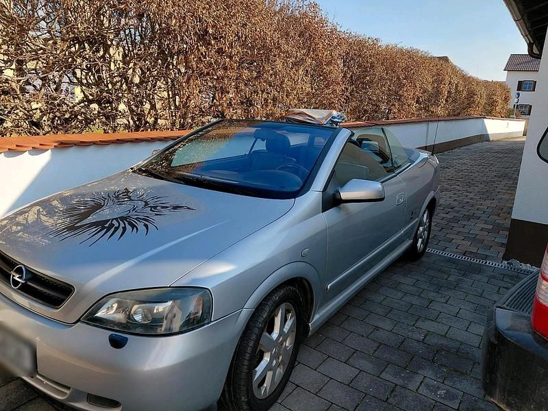 Gebraucht Opel Astra 146 PS (107 kW) 2001 Silber Cabrio