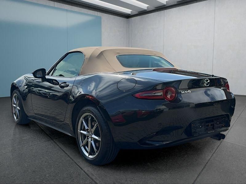 Gebraucht Mazda MX5 132 PS (97 kW) 2025 Schwarz Cabrio