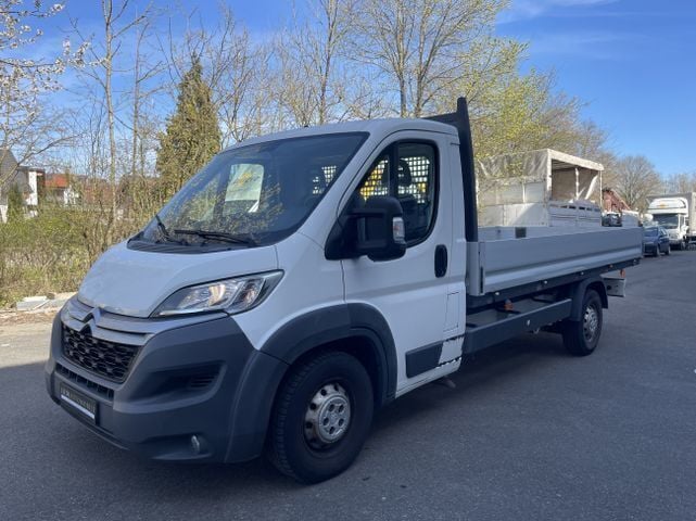 Weiß Gebraucht 2016 Citroën Jumper Van / Kleinbus | 16.900 € (Superpreis) - Bild 1/4