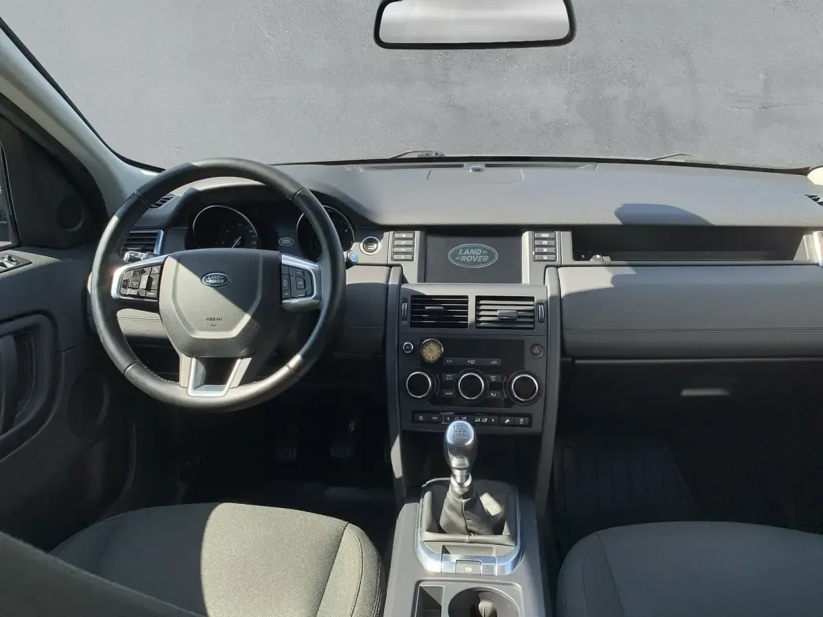 Gebraucht Land Rover Discovery Sport Pure 150 PS (110 kW) 2018 Narvik black SUV
