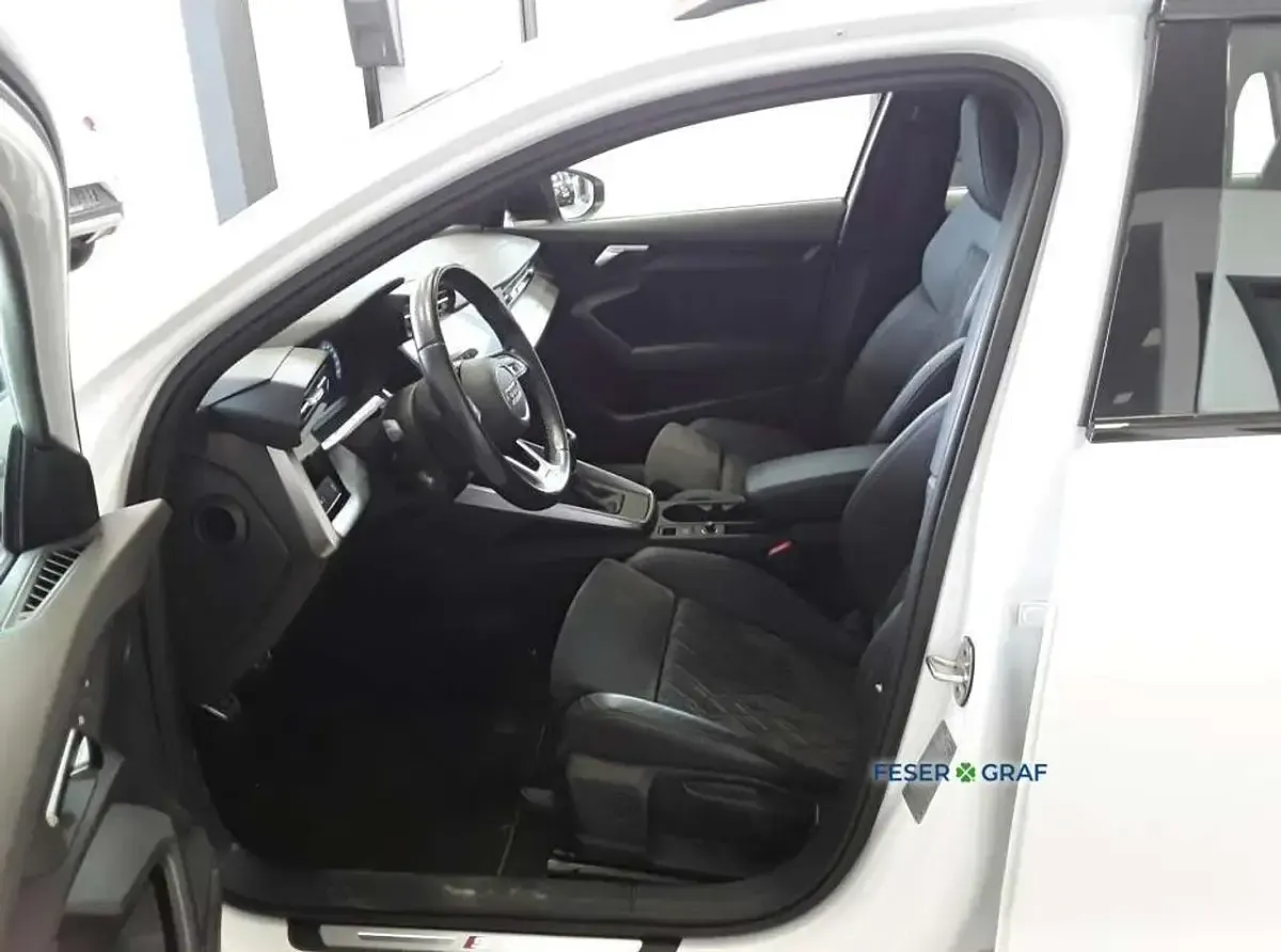 Gebraucht Audi A3 S-Line 150 PS (110 kW) 2021 Gletscherweiß metallic Limousine