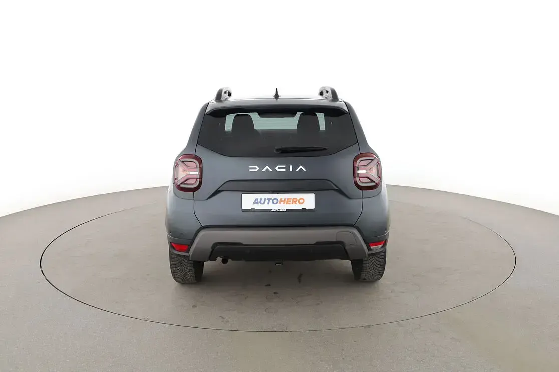 Gebraucht Dacia Duster 150 PS (110 kW) 2023 Grau SUV