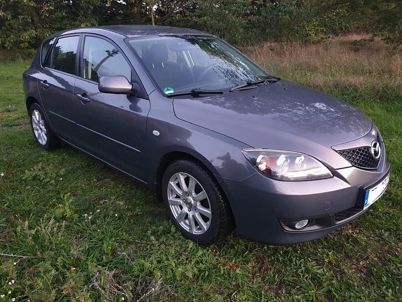Grau Gebraucht 2007 Mazda 3 Kombi | 3.500 € (Fairer Preis) - Bild 1/4