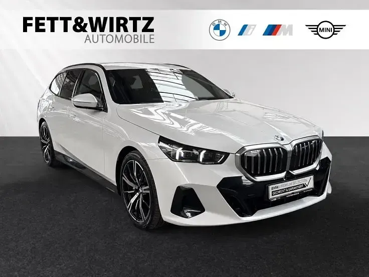 Gebraucht BMW 540 M Sport 303 PS (222 kW) 2025 Kombi