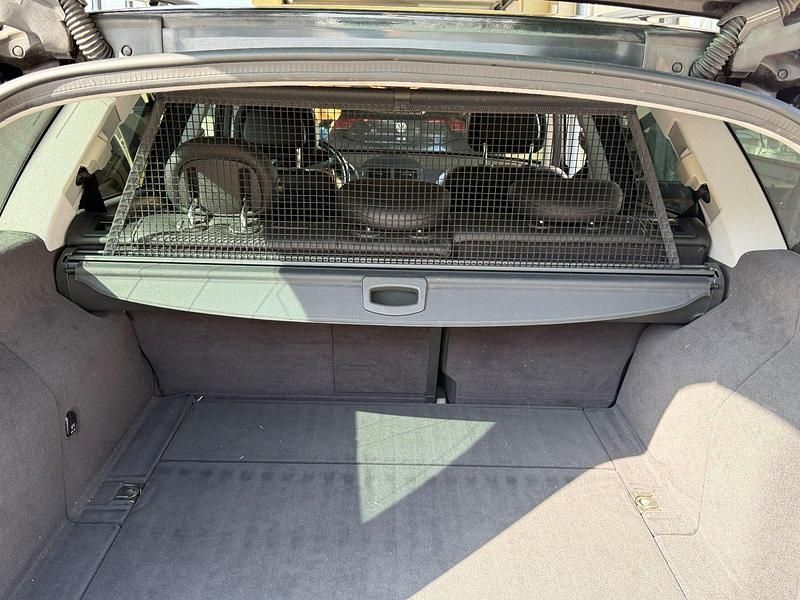 Gebraucht Mercedes E200 175 PS (128 kW) 2006 Schwarz Kombi