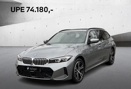 Gebraucht BMW 330e M Sport 292 PS (214 kW) 2025 Grau Kombi