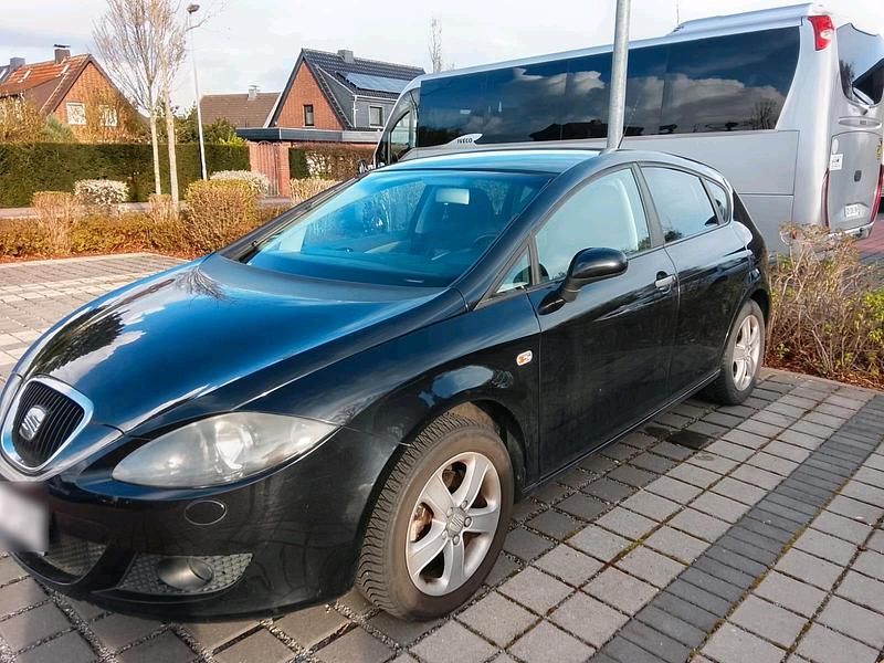 Gebraucht Seat Leon 102 PS (75 kW) 2008 Schwarz Kleinwagen