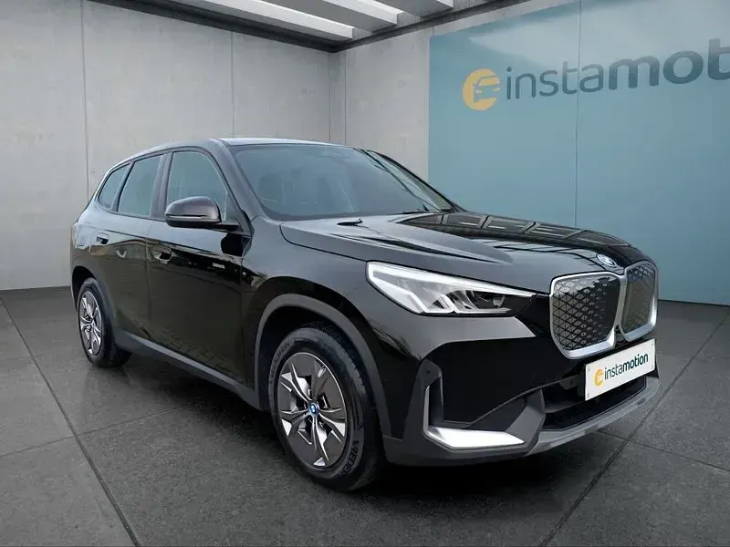 Gebraucht BMW iX1 230 kW (313 PS) 2023 Schwarz SUV