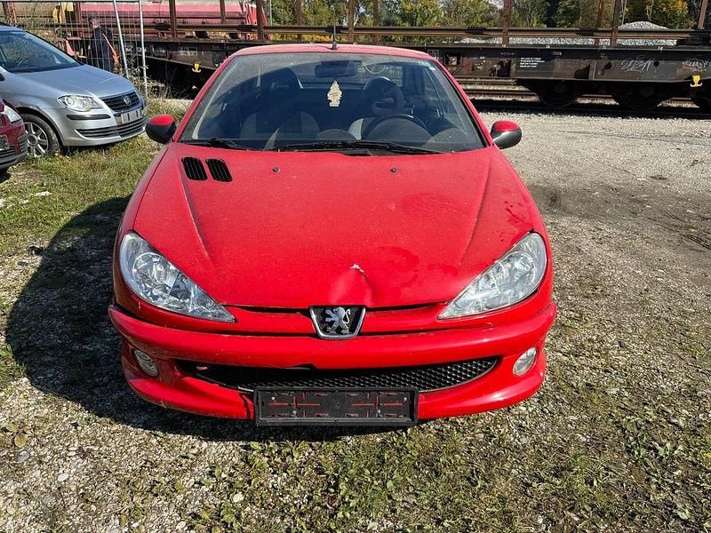 Rot Gebraucht 2003 Peugeot 206 CC Cabrio | 599 € (Superpreis) - Bild 1/4