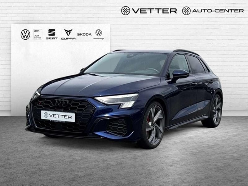 Blau Gebraucht 2021 Audi S3 Sport Limousine | 36.449 € (Guter Preis) - Bild 1/4