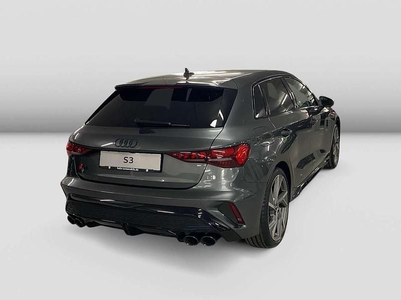 Neu Audi S3 Ambiente 333 PS (244 kW) 2026 Grau Limousine