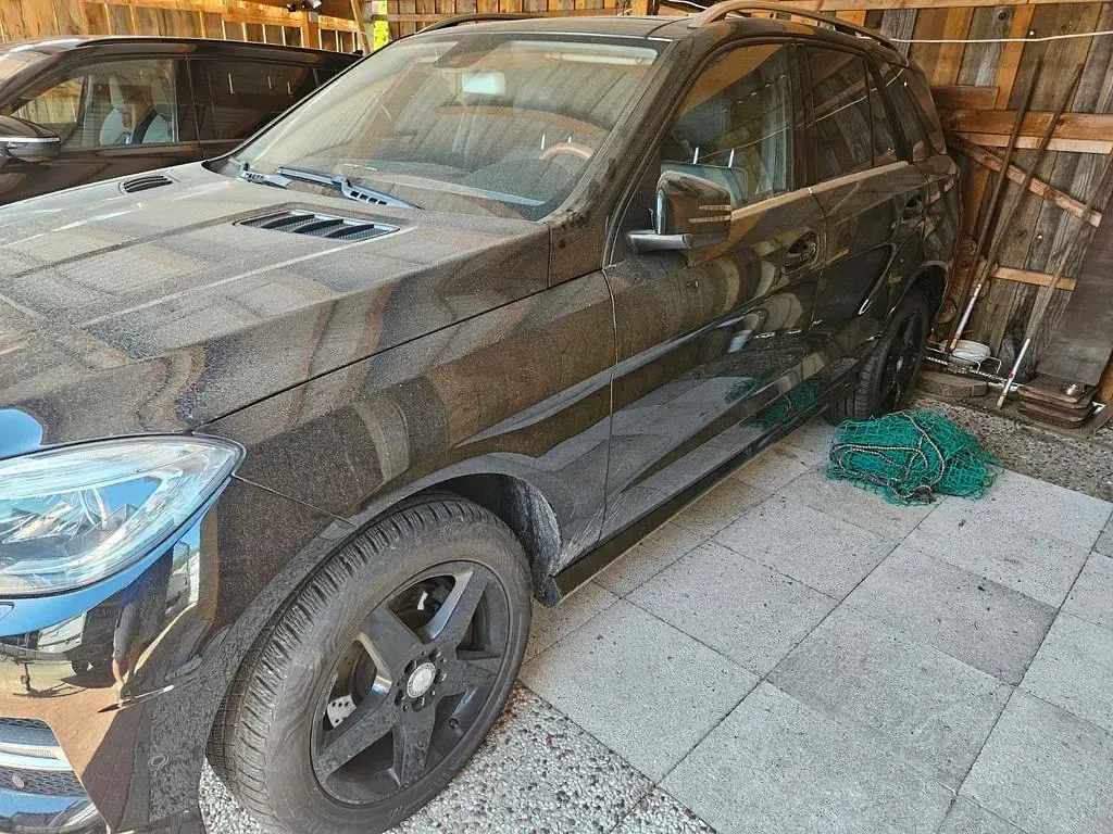 Gebraucht Mercedes ML350 258 PS (189 kW) 2013 Schwarz SUV