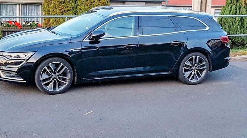 Gebraucht Renault Talisman GrandTour Intens 160 PS (117 kW) 2016 Schwarz Kombi