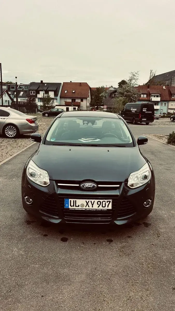 Używany Ford Focus Titanium 150 KM (110 kW) 2012 Szary Kombi