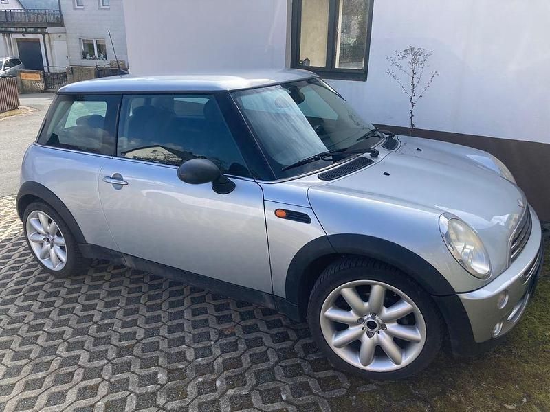 Second-hand Mini ONE 90 CP (66 kW) 2006 Argintiu Hatchback