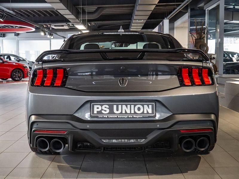 Neu Ford Mustang Dark Horse 454 PS (333 kW) 2026 Grau Coupé