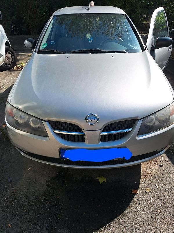 Silber Gebraucht 2006 Nissan Almera Limousine | 2.650 € - Bild 1/4