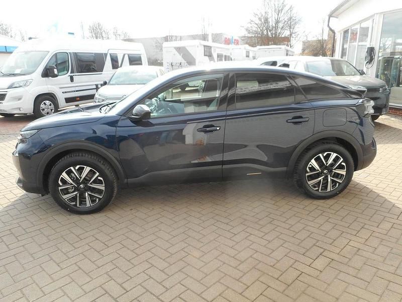 Neu Citroën C4 145 PS (106 kW) 2025 Blau SUV