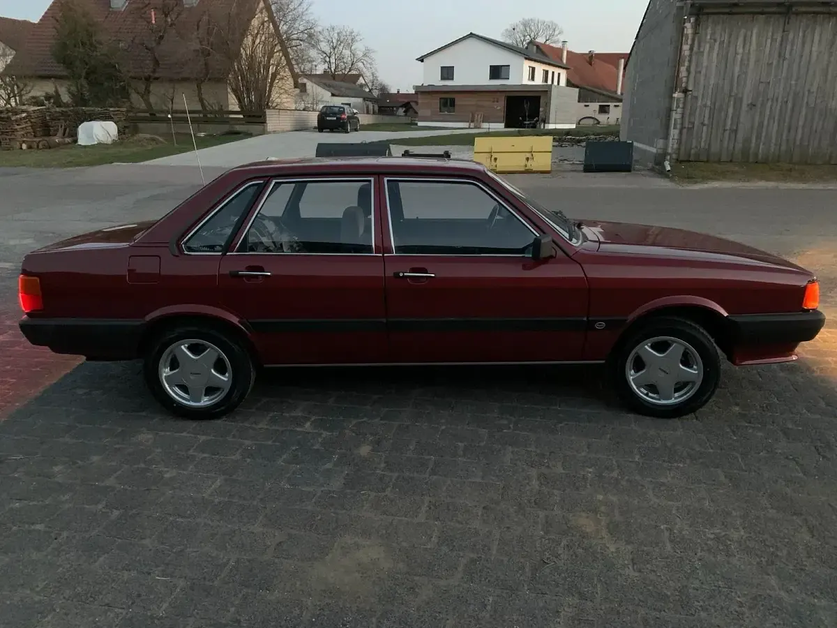 Gebraucht Audi 80 75 PS (55 kW) 1986 Rot Limousine