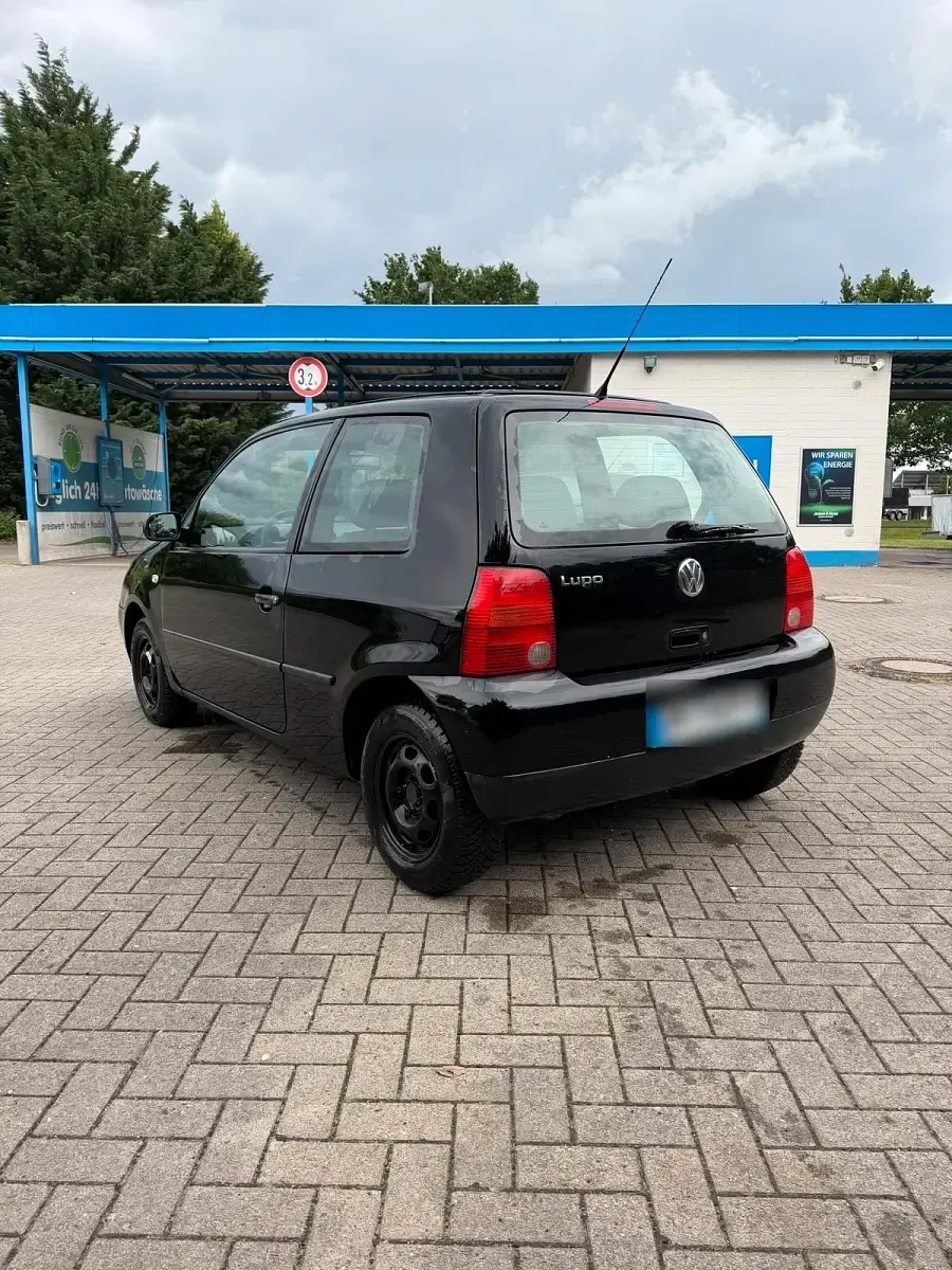 Gebraucht VW Lupo 50 PS (36 kW) 2004 Schwarz Kleinwagen
