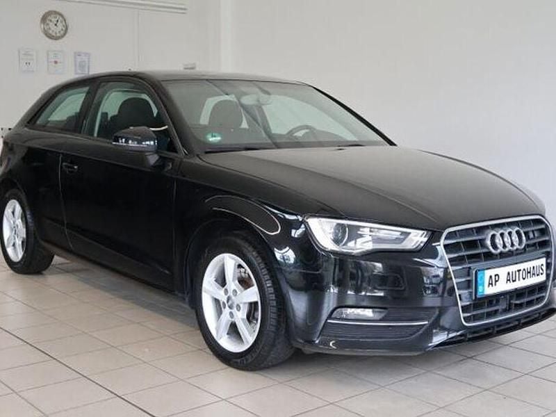 Schwarz Gebraucht 2015 Audi A3 Ambition Kleinwagen | 11.990 € (Fairer Preis) - Bild 1/3