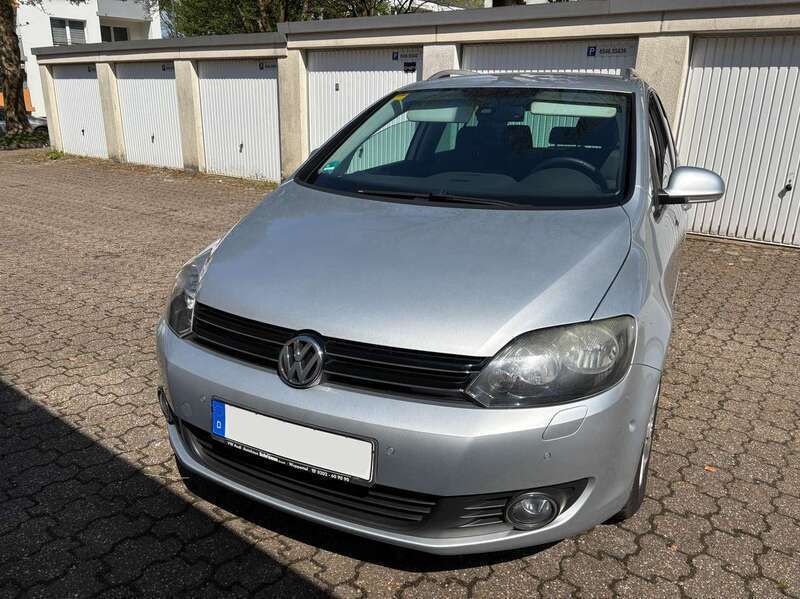 Silber Gebraucht 2010 VW Golf Plus Cross Team Van / Kleinbus | 4.500 € (Superpreis) - Bild 1/4