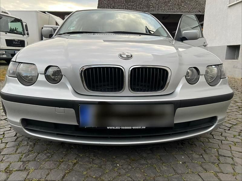 Usado BMW 316 143 HP (105 kW) 2002 Cinzento Coupé