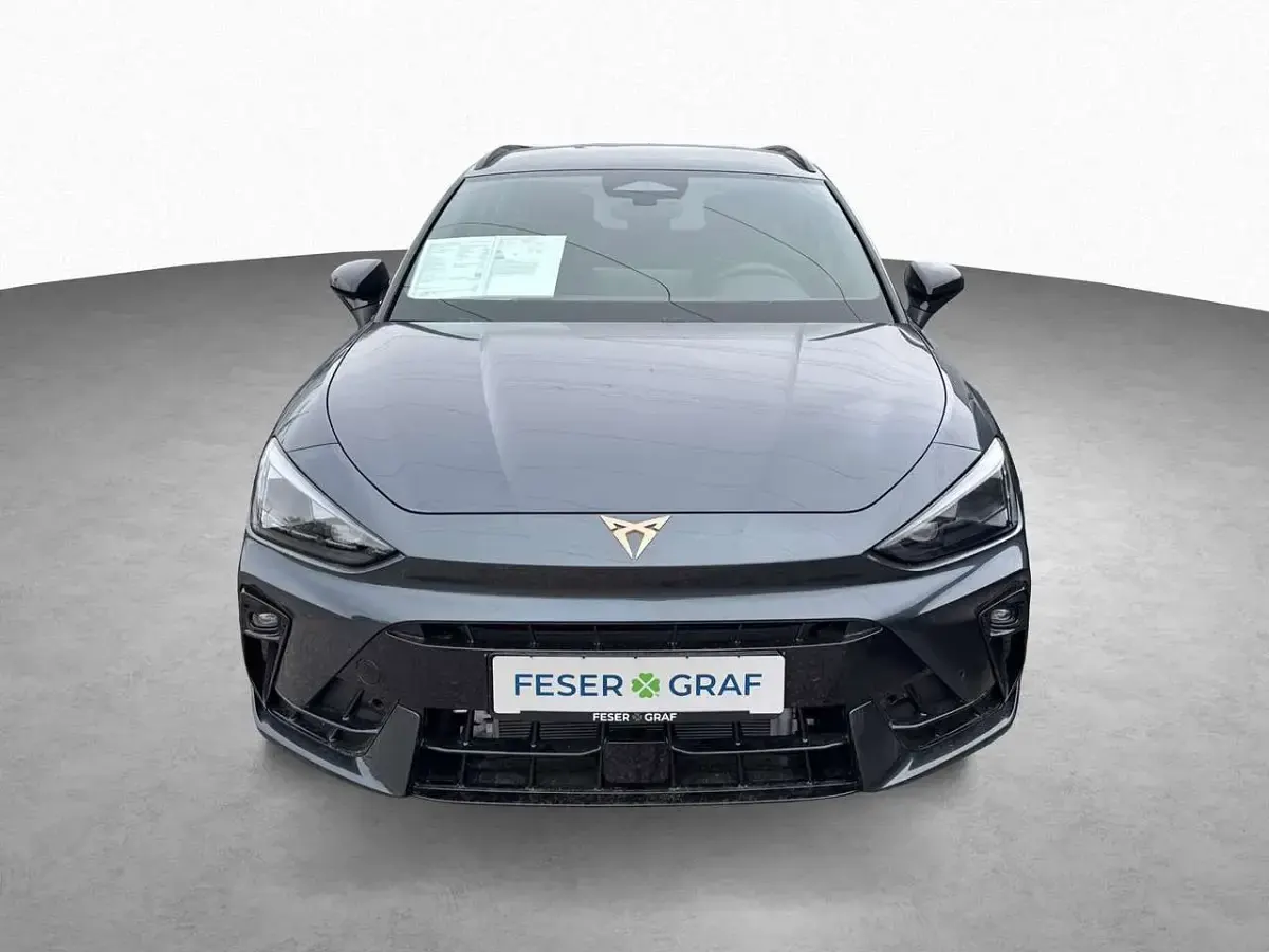 Nowe Cupra Leon 150 KM (110 kW) 2026 Szary Kombi