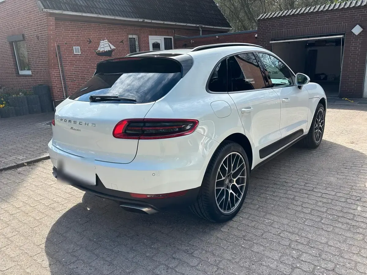 Gebraucht Porsche Macan 252 PS (185 kW) 2019 Weiß SUV