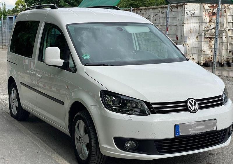 Weiß Gebraucht 2014 VW Caddy Comfortline Van / Kleinbus | 9.300 € (Fairer Preis) - Bild 1/4