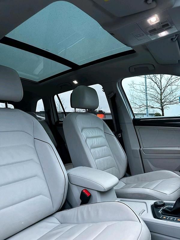 Weiß Gebraucht 2018 VW Tiguan Allspace Highline SUV | 28.000 € (Teuer) - Bild 1/4